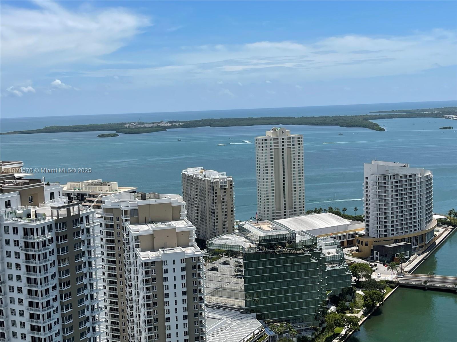 475 Brickell Ave #3807