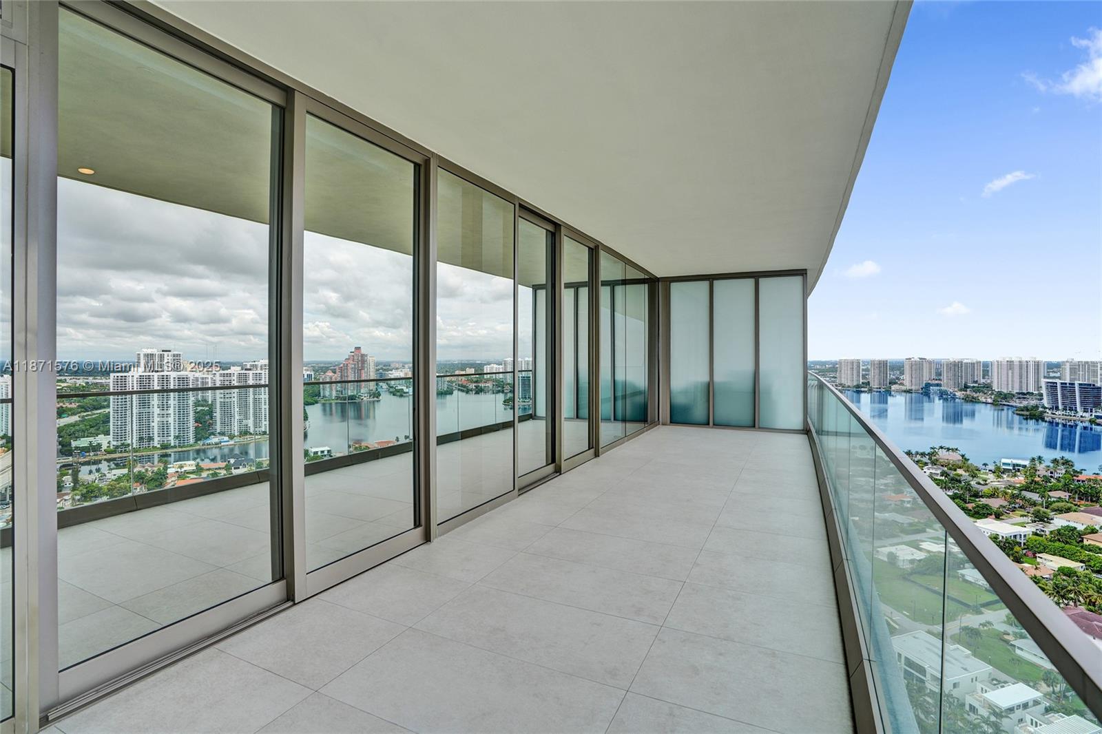 image Residences By Armani Casa23