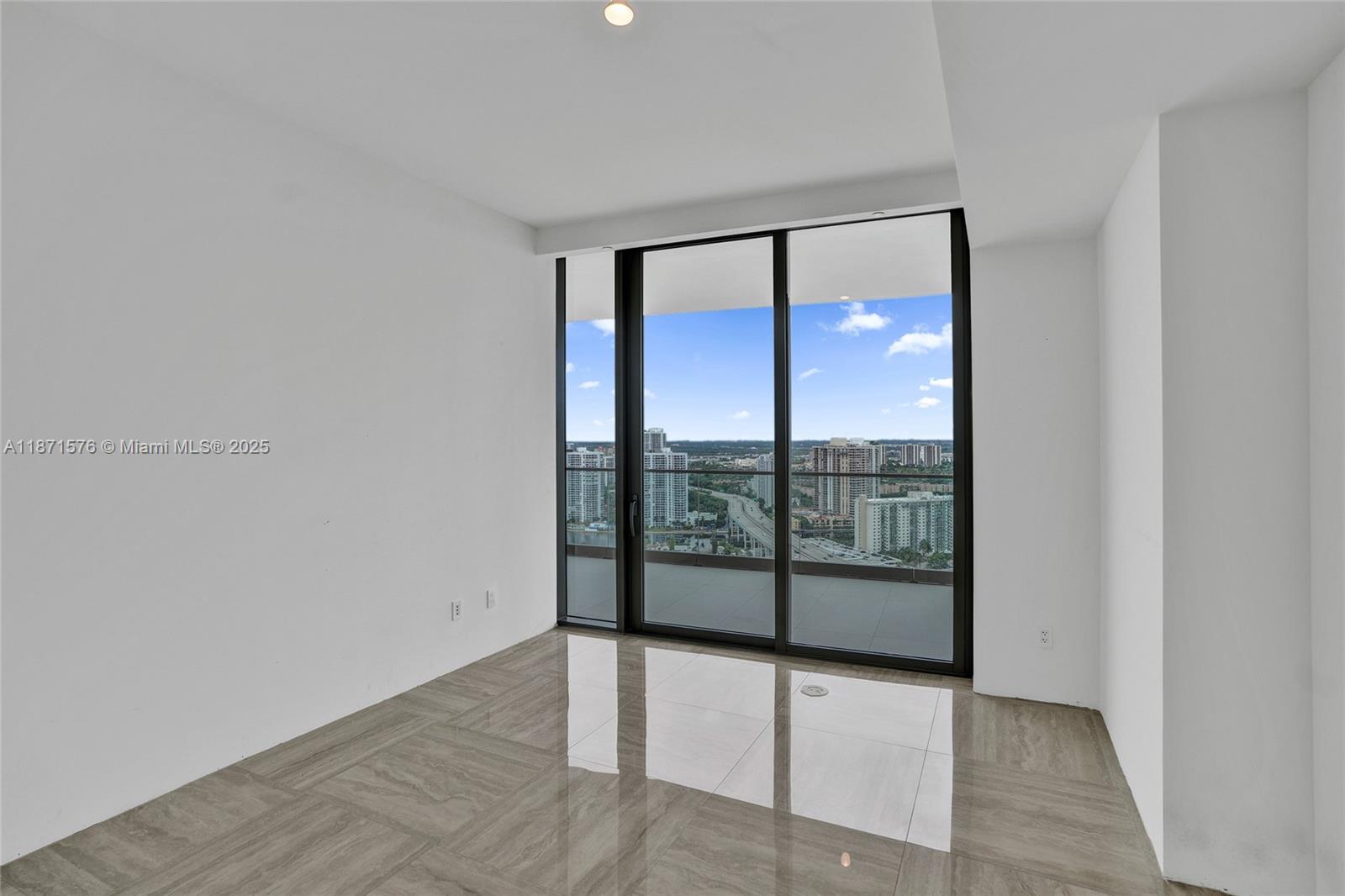 image Residences By Armani Casa26