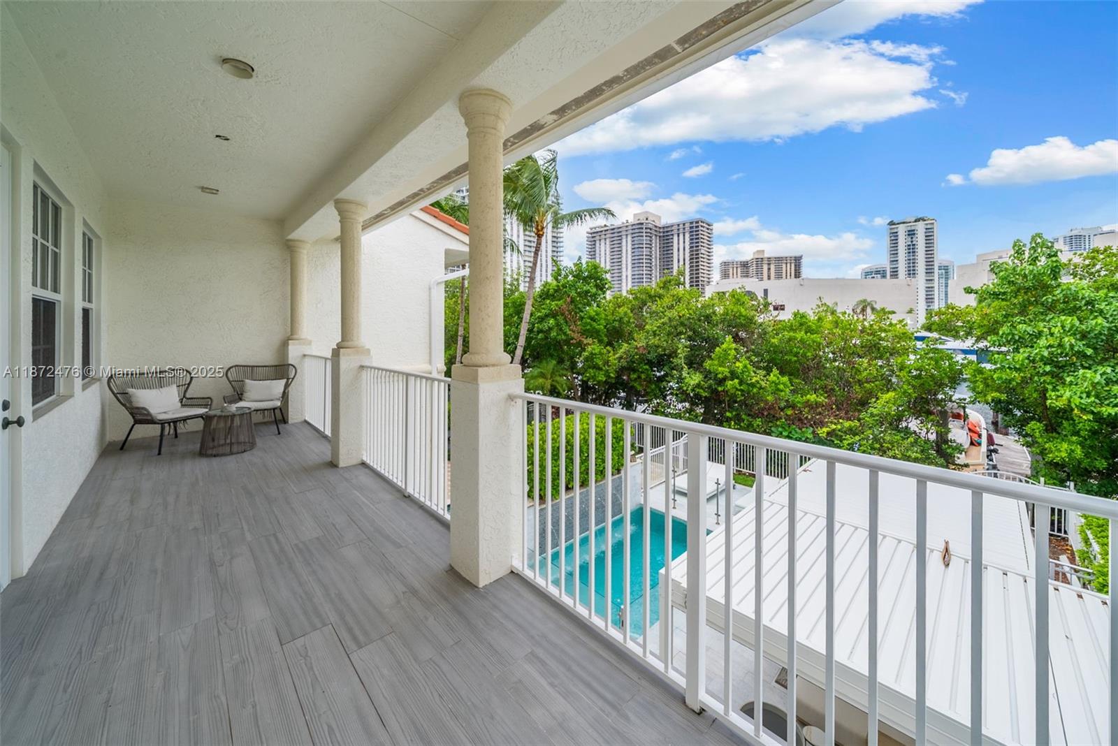 3802 NE 199th Ter #3802 Aventura, FL 33180