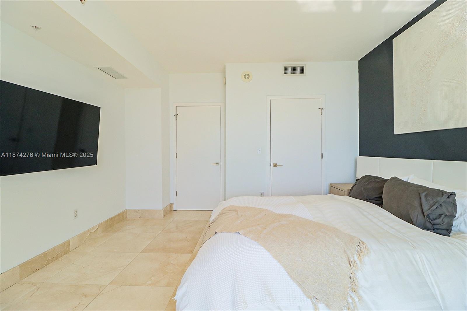 image Vizcayne South Condo13