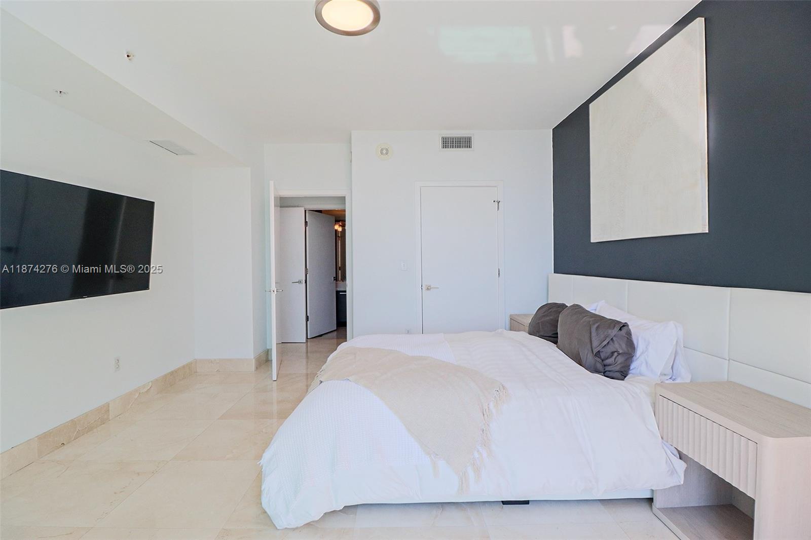 image Vizcayne South Condo16