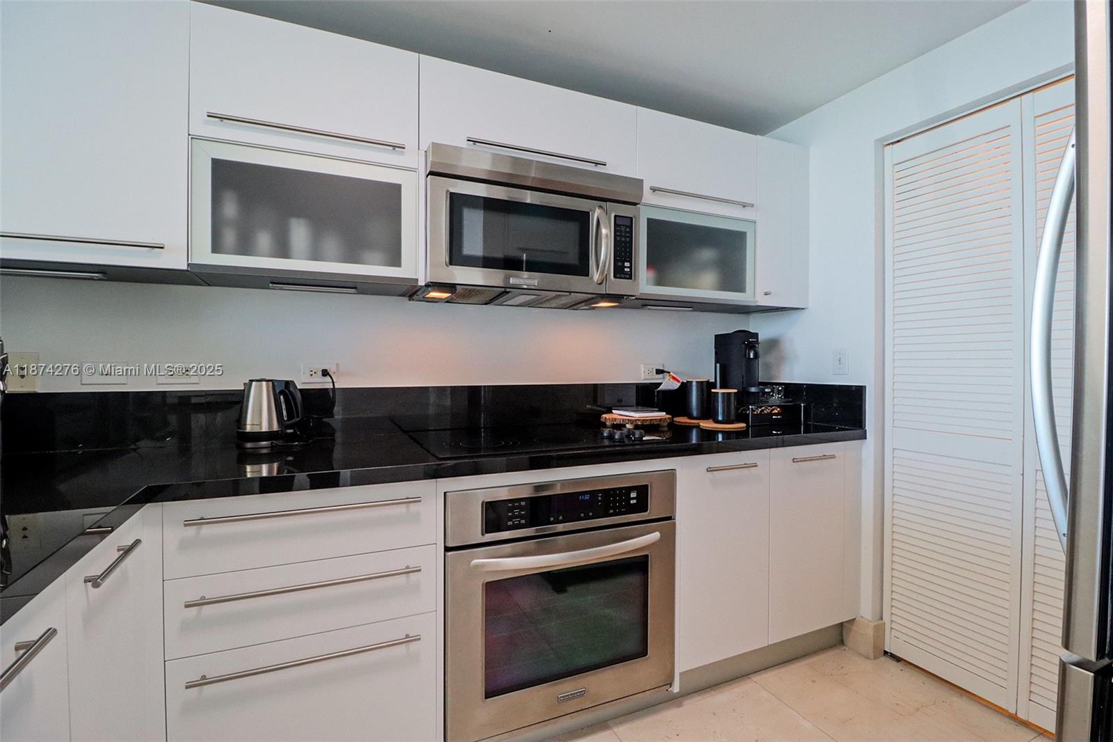 image Vizcayne South Condo7