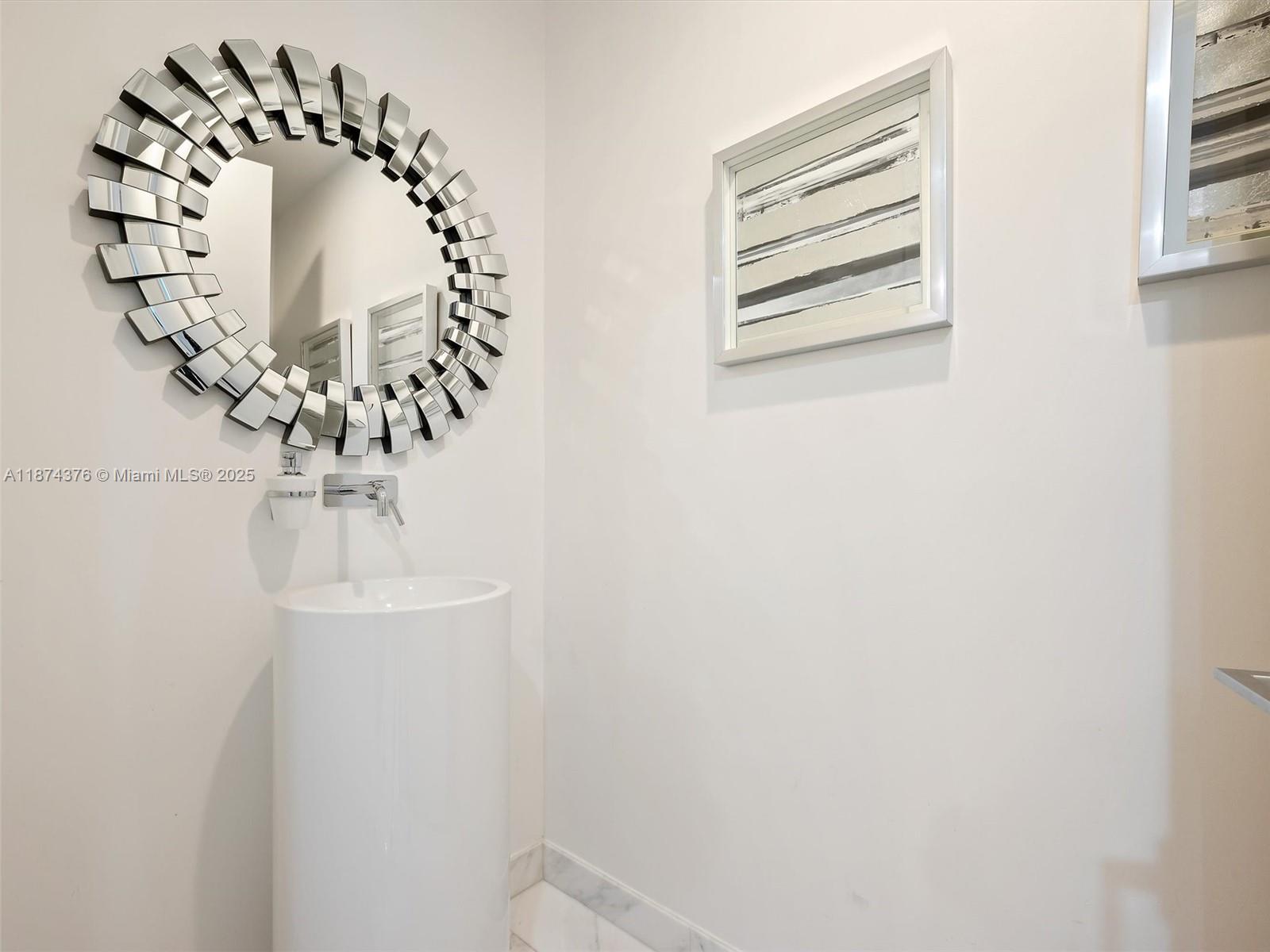 image Oceana Bal Harbour Condo4