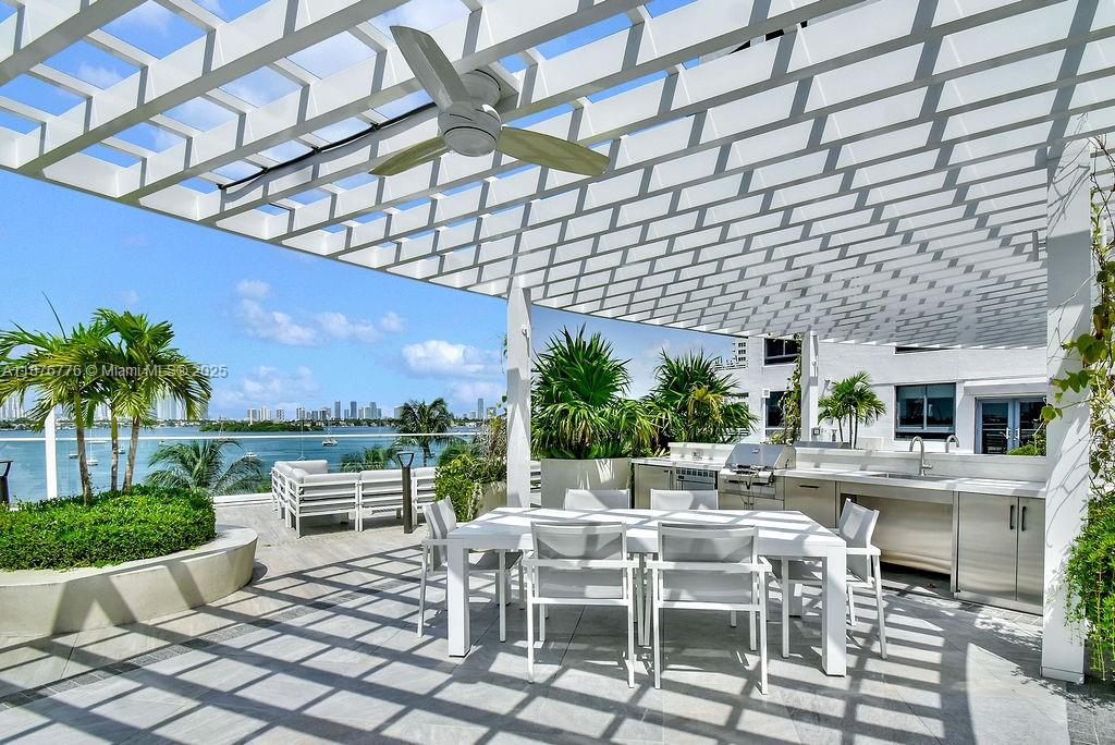 image The Waverly11