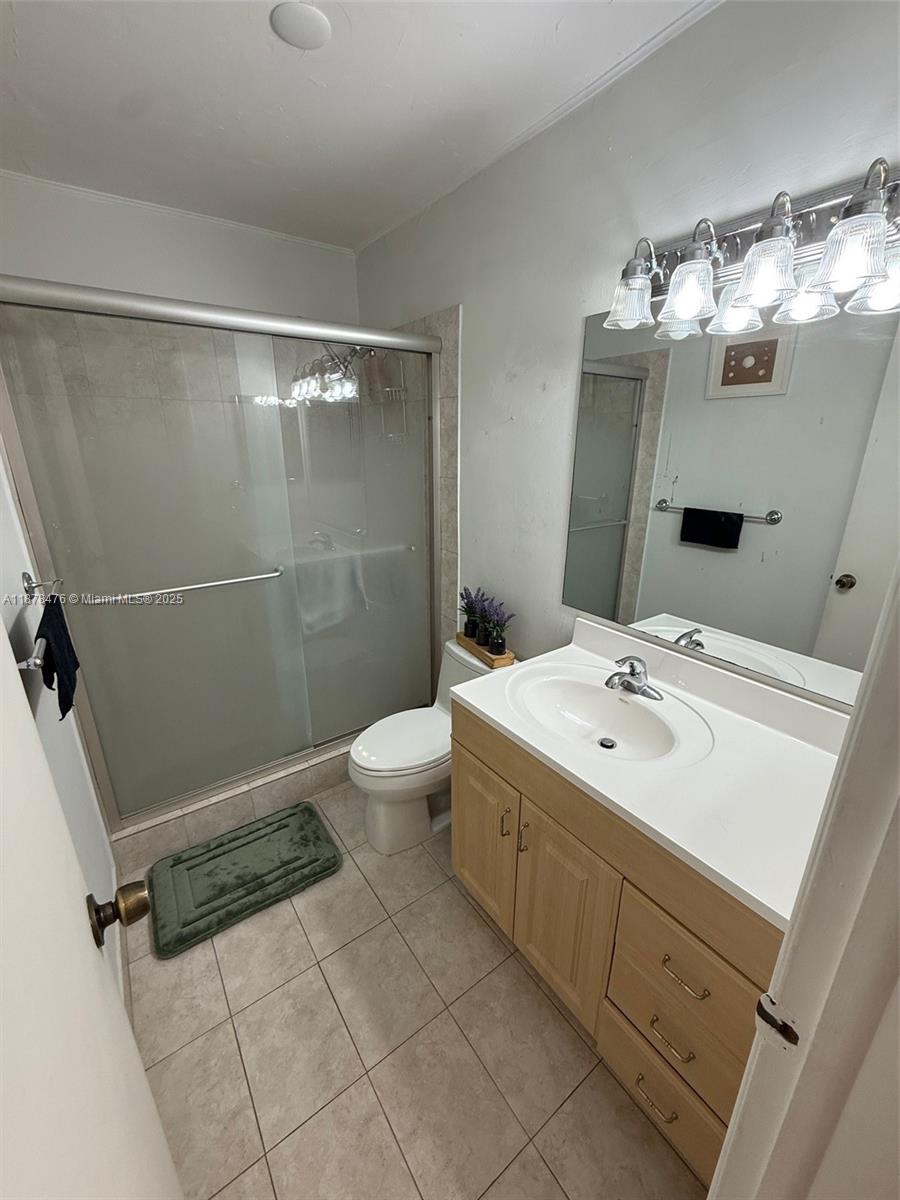 12413 SW 112th Ter Miami, FL 33186