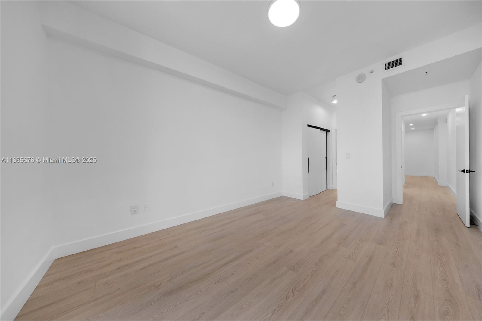 7901 Hispanola Ave #2007 North Bay Village, FL 33141