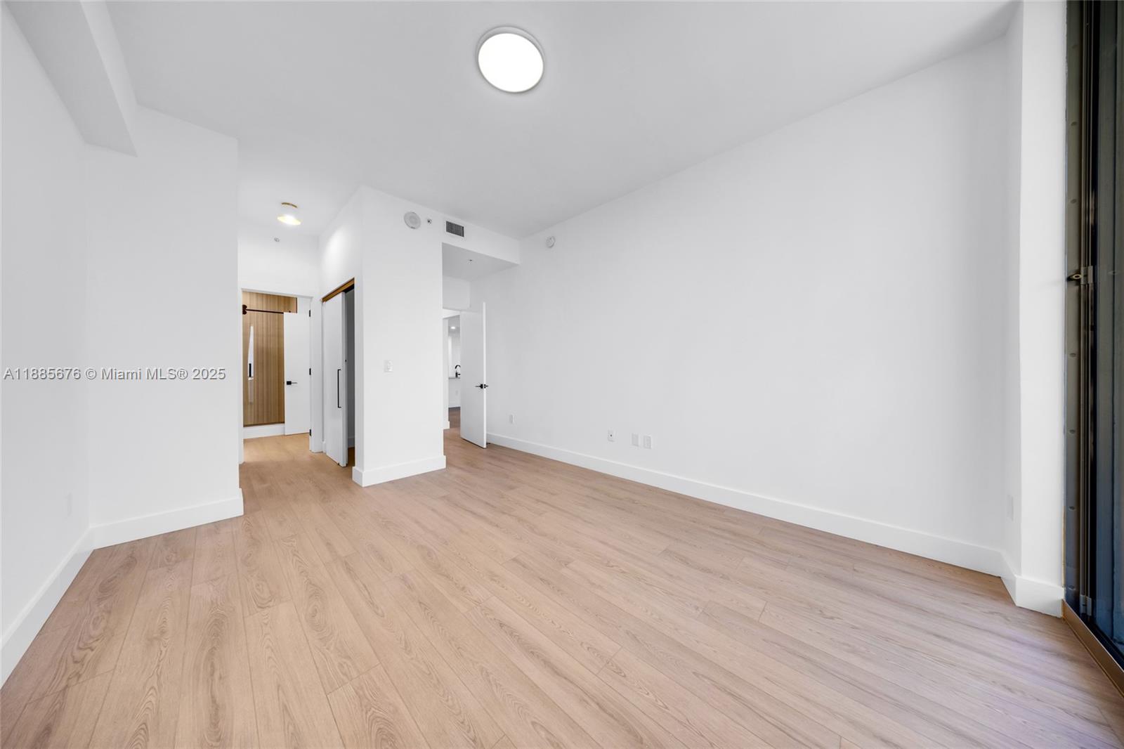 7901 Hispanola Ave #2007 North Bay Village, FL 33141