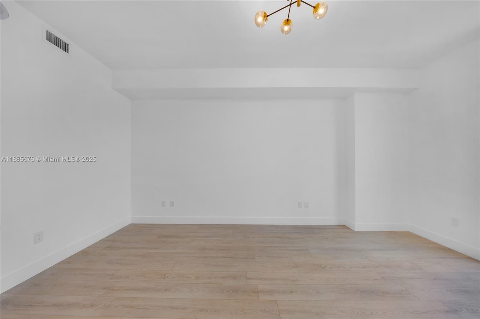 7901 Hispanola Ave #2007 North Bay Village, FL 33141