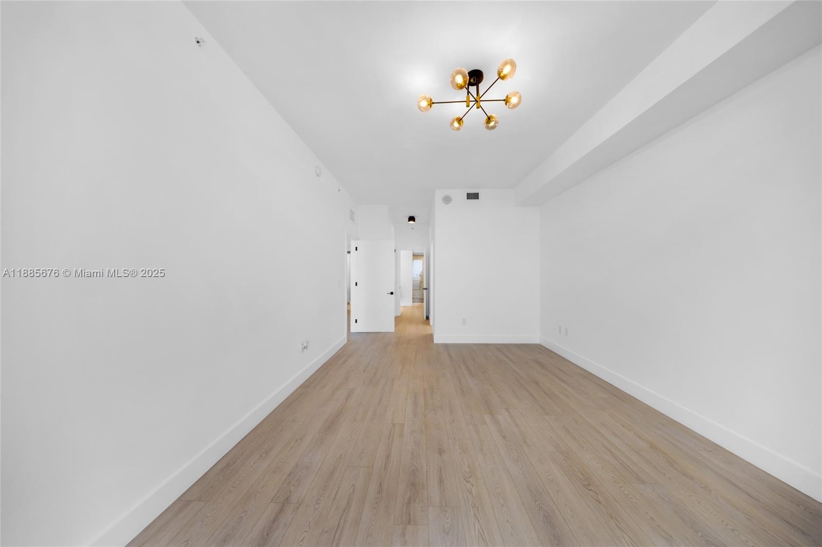 7901 Hispanola Ave #2007 North Bay Village, FL 33141