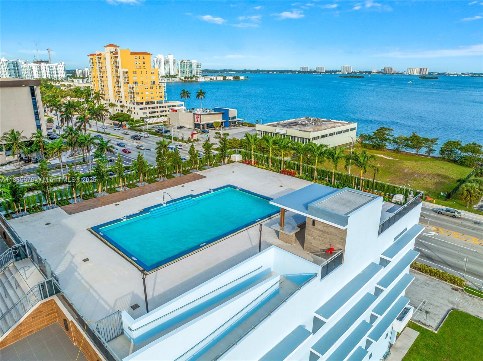 7901 Hispanola Ave #2007 North Bay Village, FL 33141