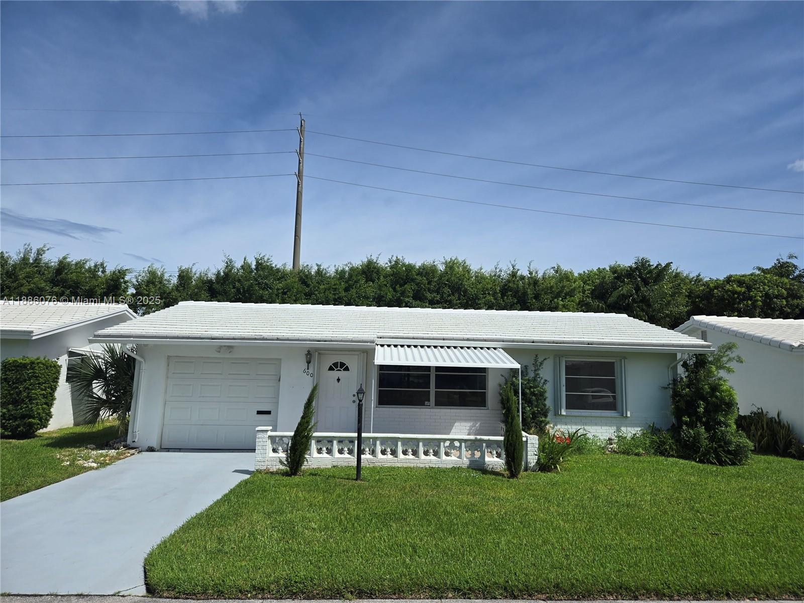600 SW 8th Pl