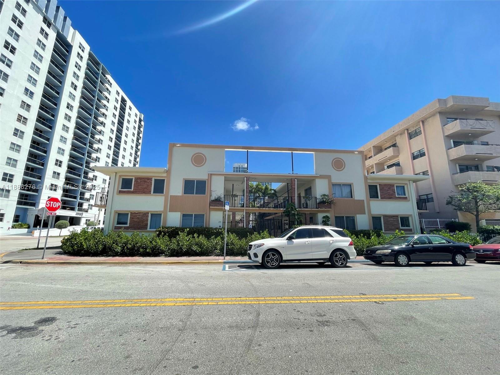 6895 Byron Ave #206