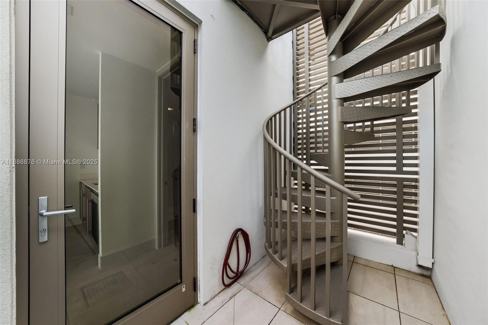 515 Valencia Ave #1201 Coral Gables, FL 33134