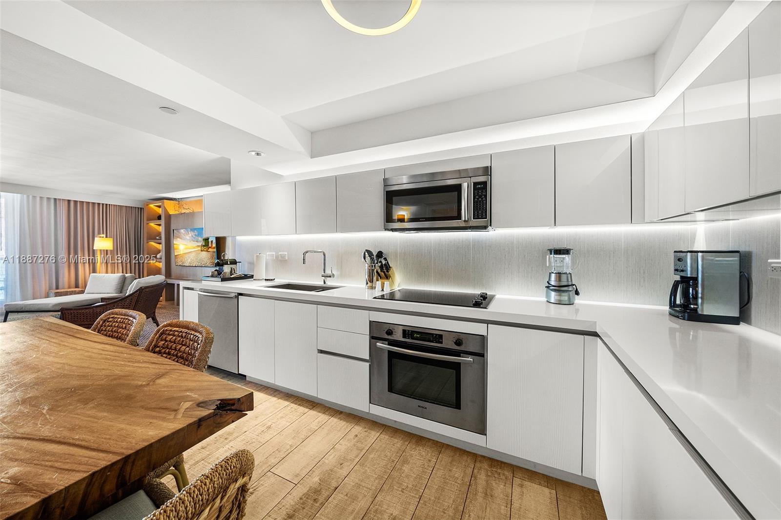 image 1 Hotel & Homes1