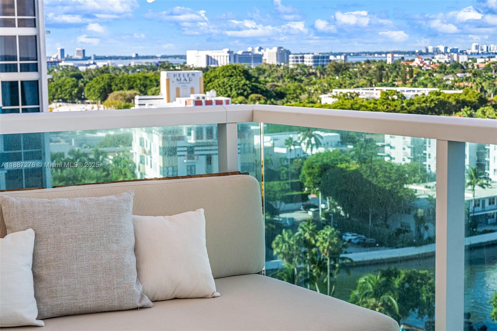 image 1 Hotel & Homes21