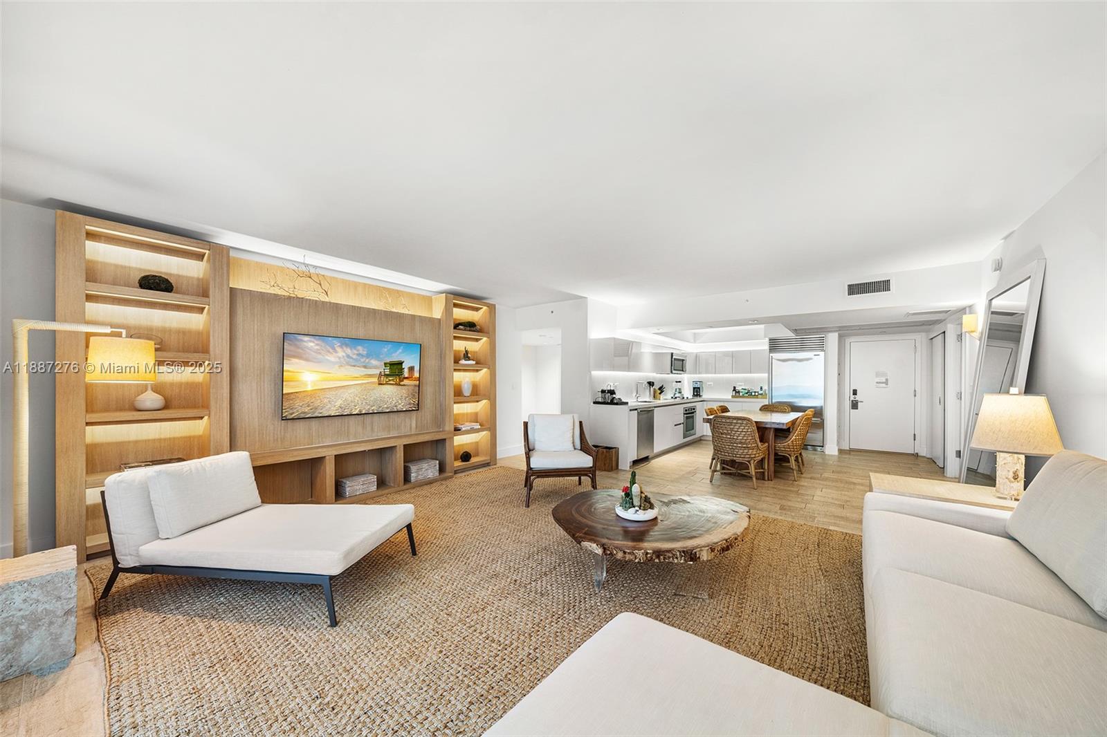 image 1 Hotel & Homes2