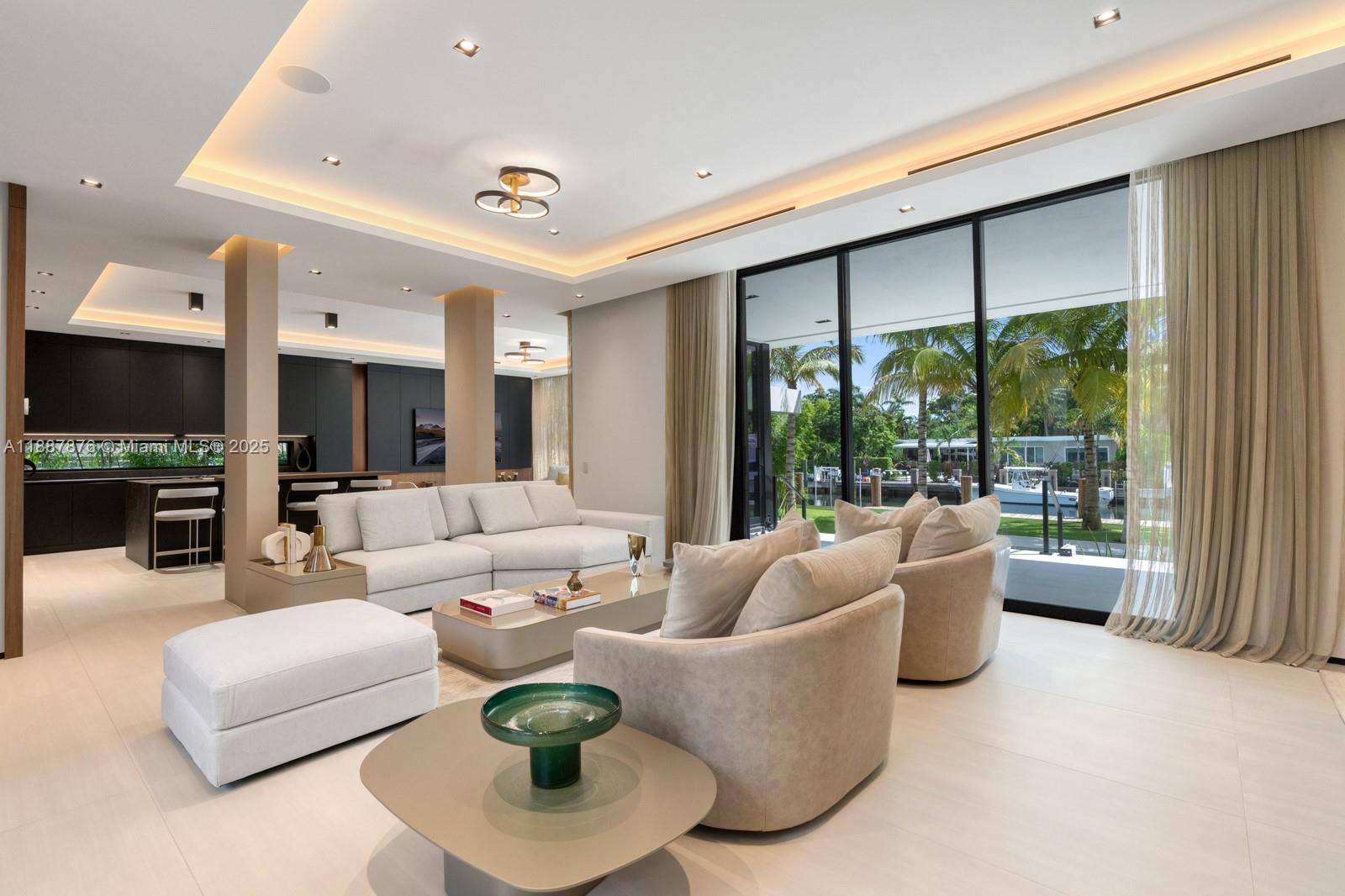 13225 Arch Crk Ter North Miami, FL 33181 13225 Arch Crk Ter North Miami, FL 33181