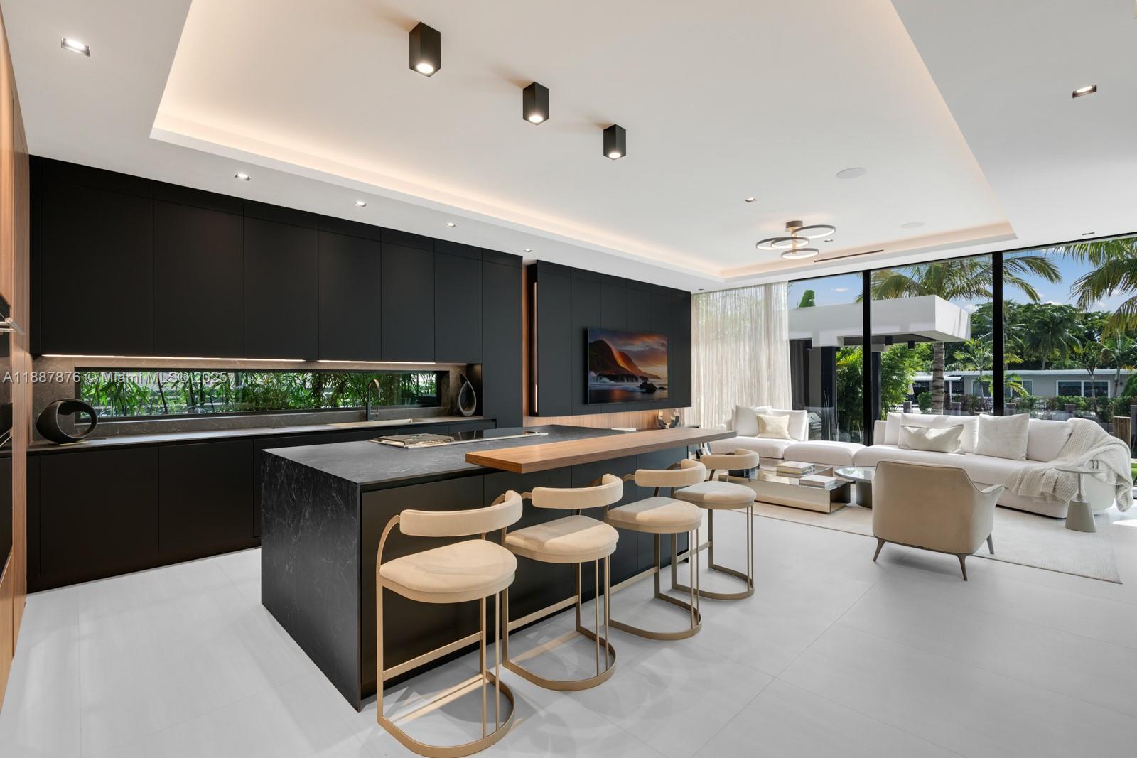 13225 Arch Crk Ter North Miami, FL 33181 13225 Arch Crk Ter North Miami, FL 33181