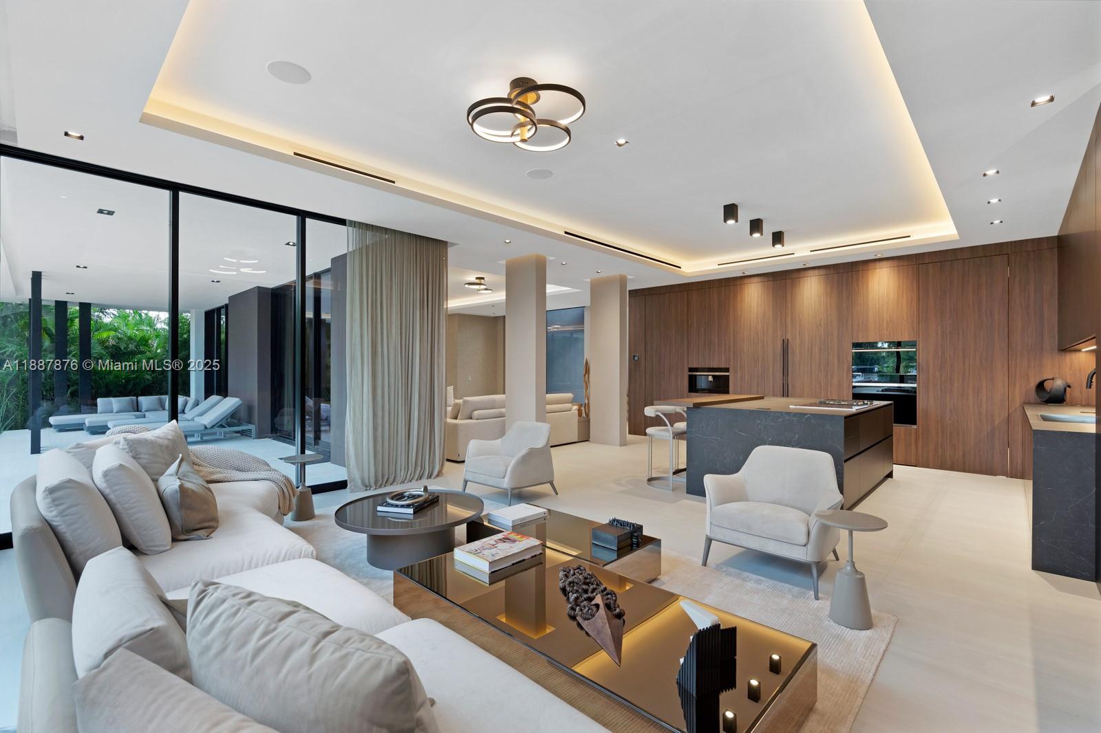 13225 Arch Crk Ter North Miami, FL 33181 13225 Arch Crk Ter North Miami, FL 33181