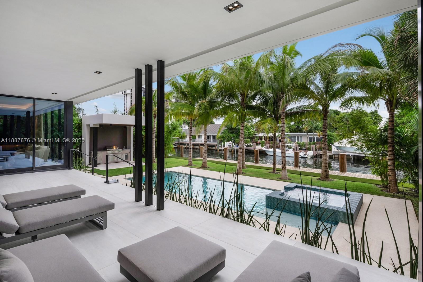 13225 Arch Crk Ter North Miami, FL 33181 13225 Arch Crk Ter North Miami, FL 33181