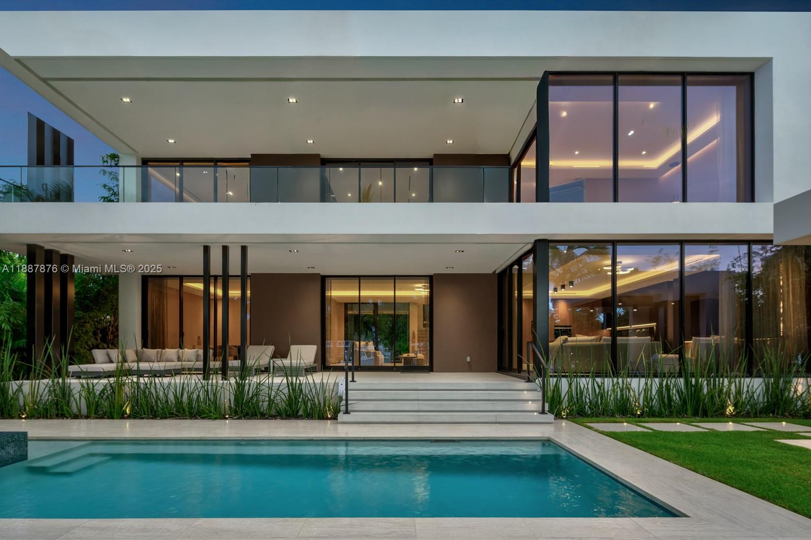 13225 Arch Crk Ter North Miami, FL 33181 13225 Arch Crk Ter North Miami, FL 33181