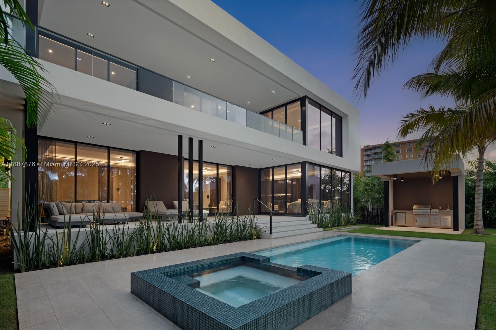 13225 Arch Crk Ter North Miami, FL 33181 13225 Arch Crk Ter North Miami, FL 33181