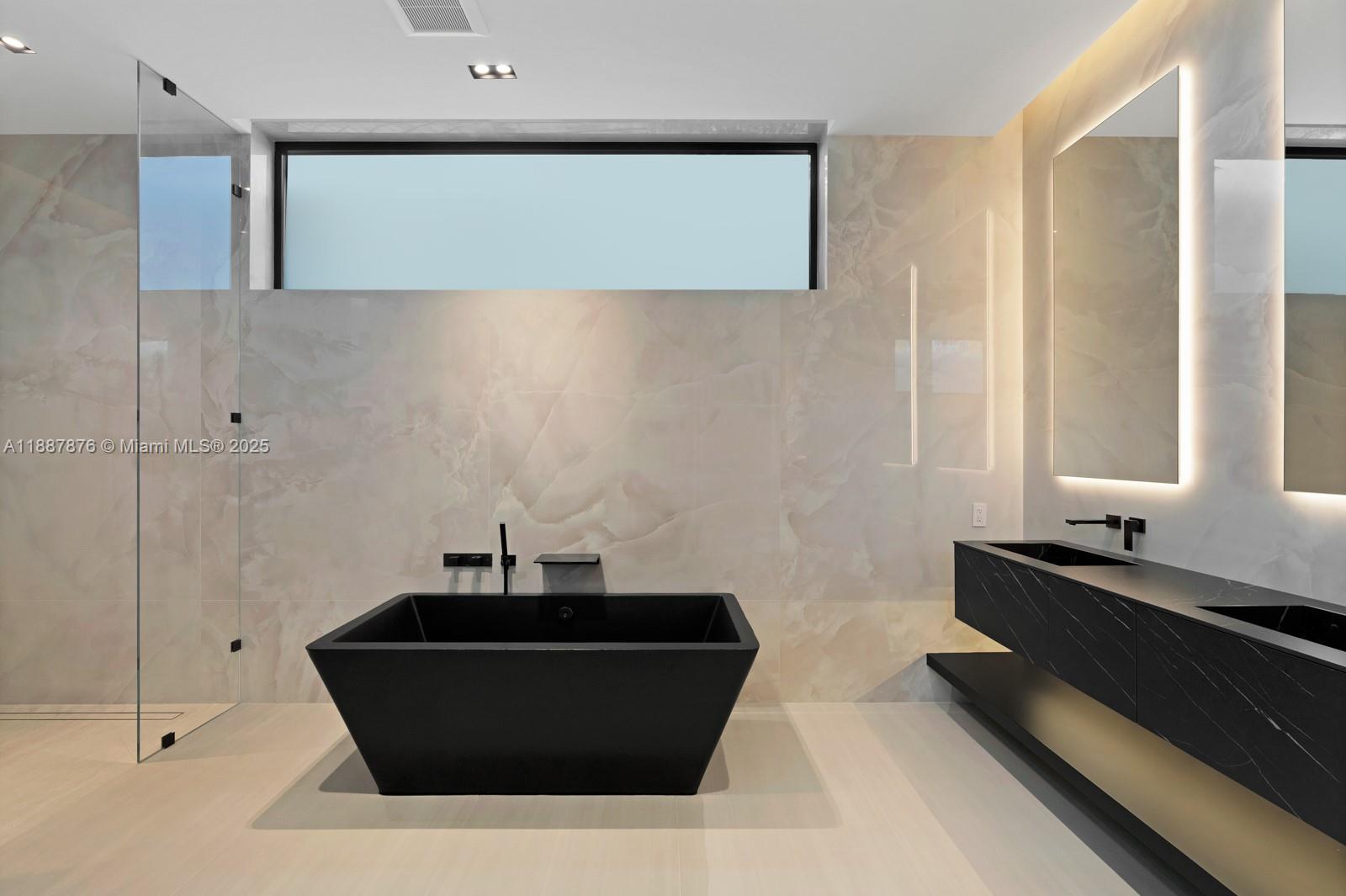 13225 Arch Crk Ter North Miami, FL 33181 13225 Arch Crk Ter North Miami, FL 33181