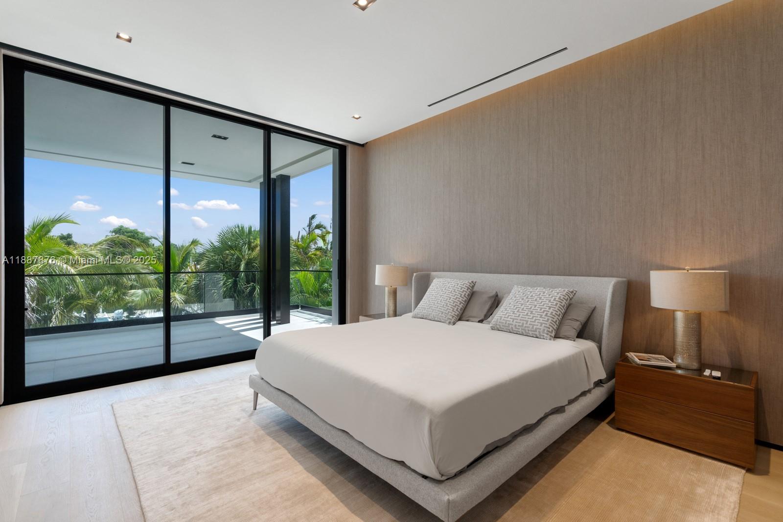 13225 Arch Crk Ter North Miami, FL 33181 13225 Arch Crk Ter North Miami, FL 33181