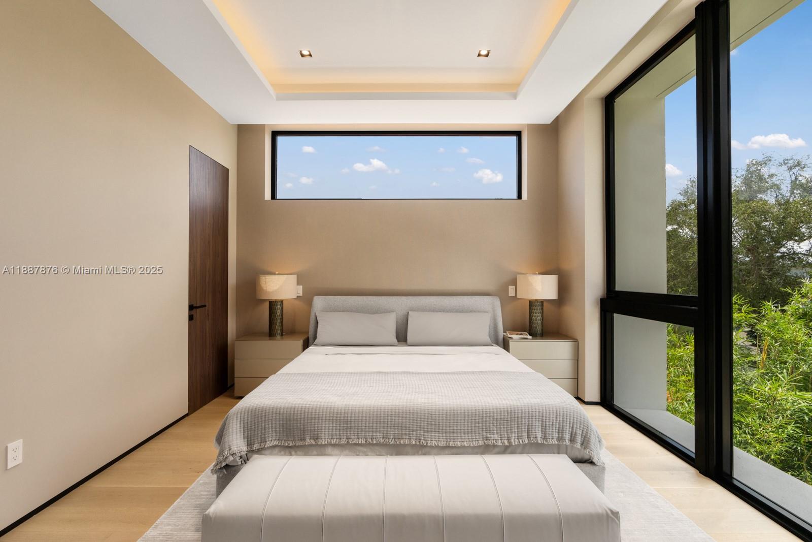 13225 Arch Crk Ter North Miami, FL 33181 13225 Arch Crk Ter North Miami, FL 33181