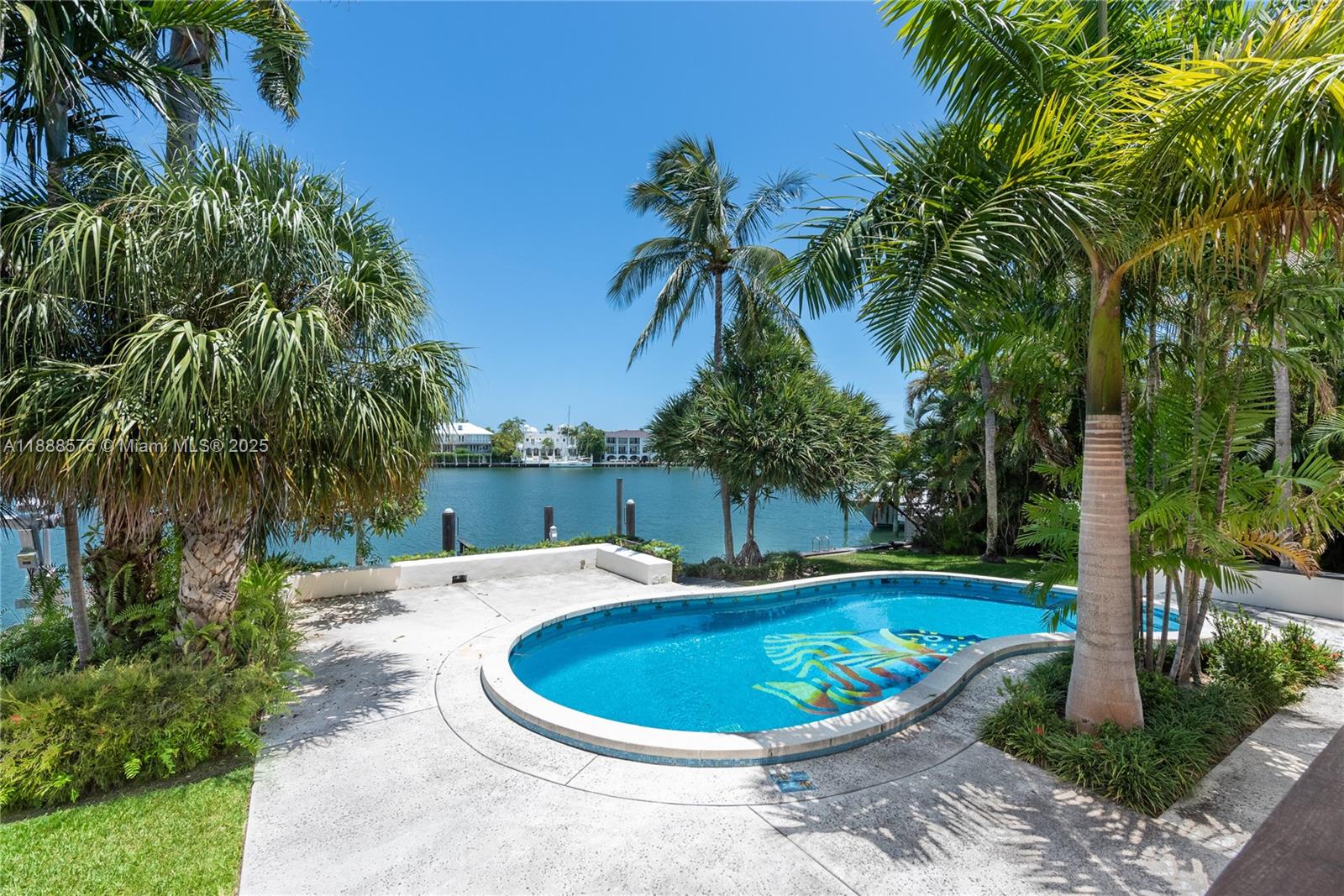 621 N Mashta Dr Key Biscayne, FL 33149 621 N Mashta Dr Key Biscayne, FL 33149