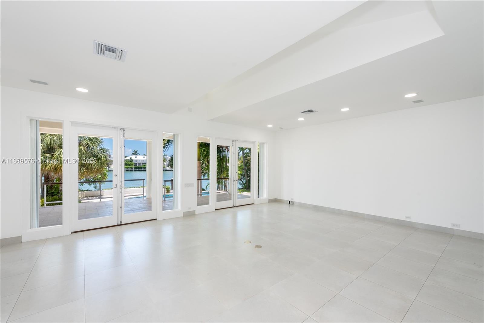 621 N Mashta Dr Key Biscayne, FL 33149 621 N Mashta Dr Key Biscayne, FL 33149