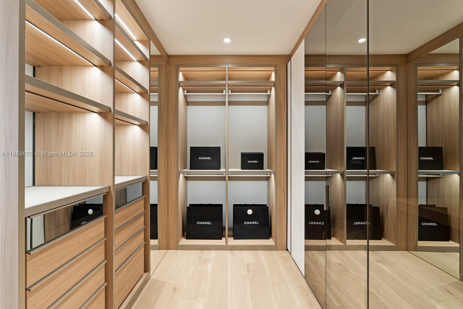 18501 Collins Ave #2301 Sunny Isles Beach, FL 33160