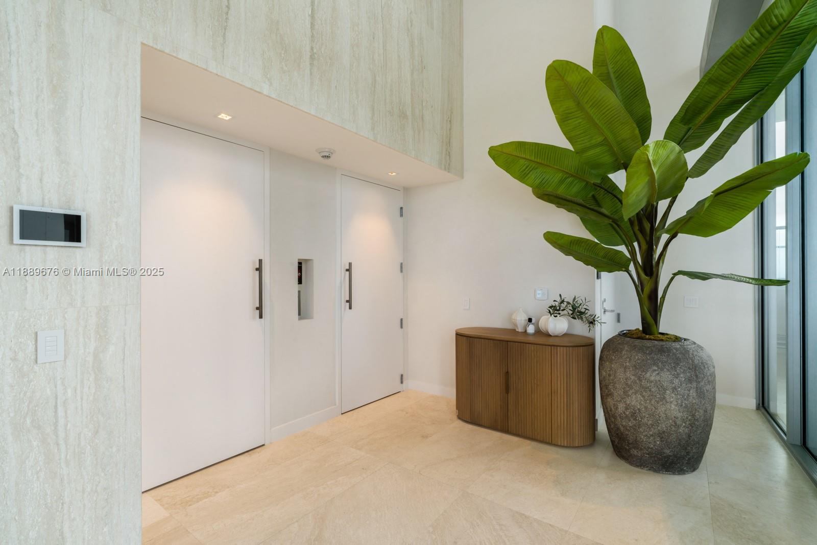 18501 Collins Ave #2301 Sunny Isles Beach, FL 33160