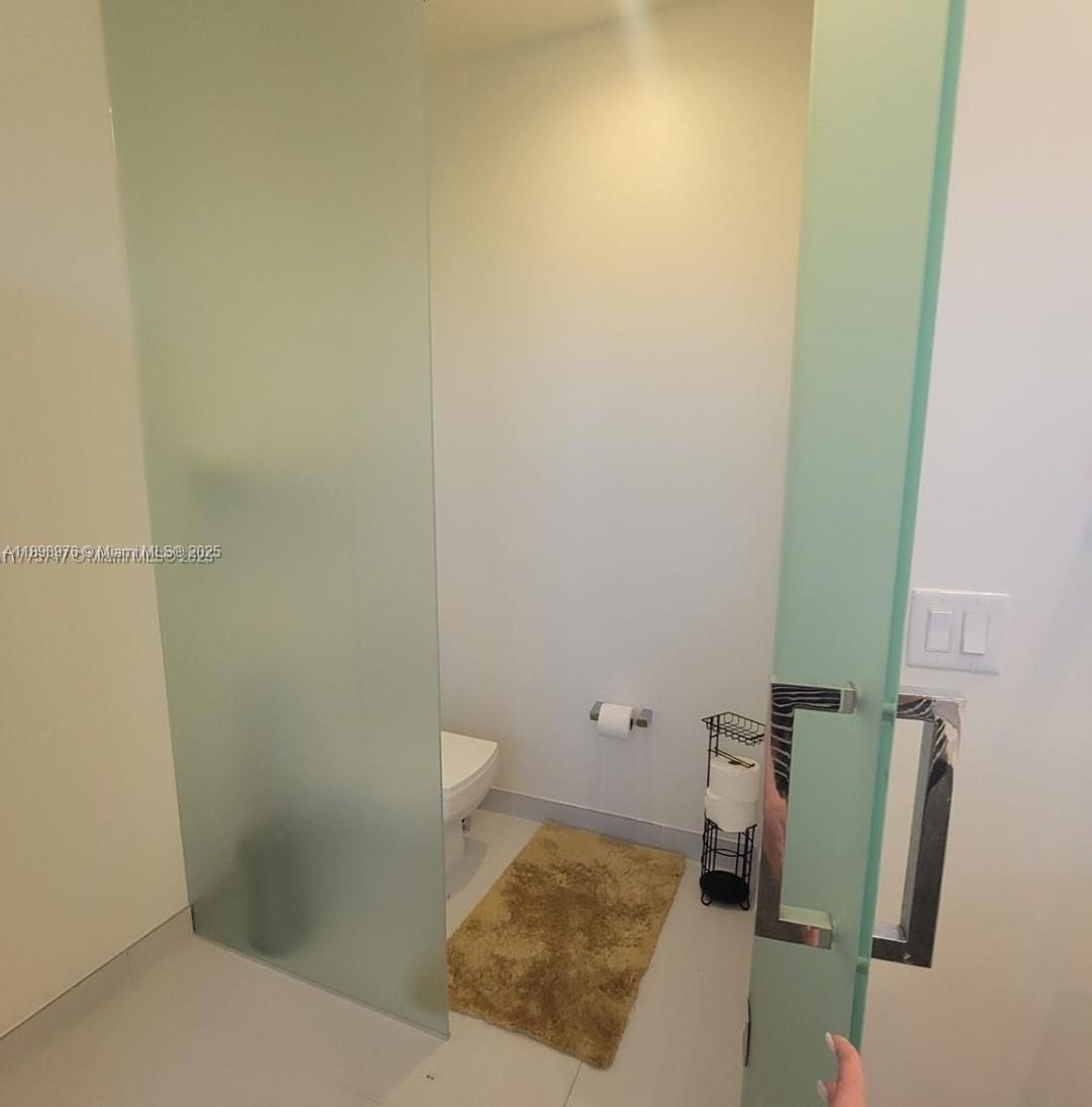 6422 NW 105th Pl Doral, FL 33178