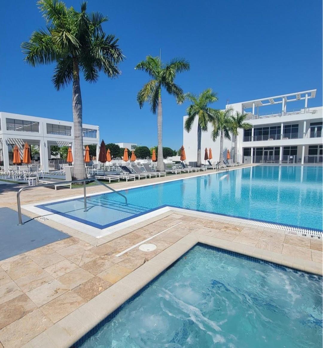 6422 NW 105th Pl Doral, FL 33178