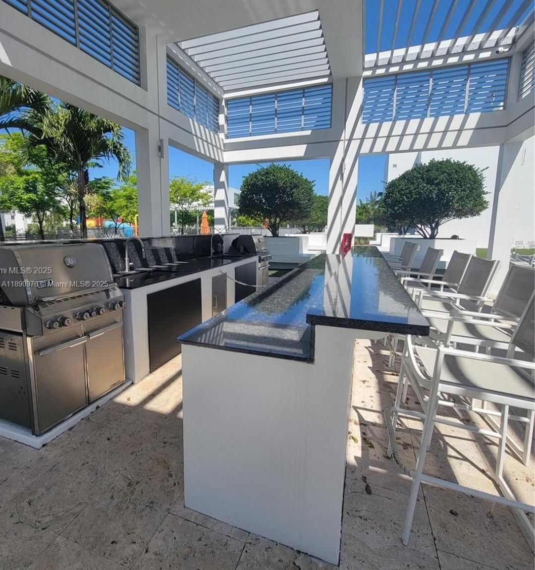 6422 NW 105th Pl Doral, FL 33178