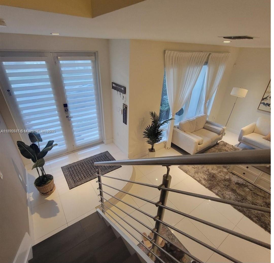 6422 NW 105th Pl Doral, FL 33178