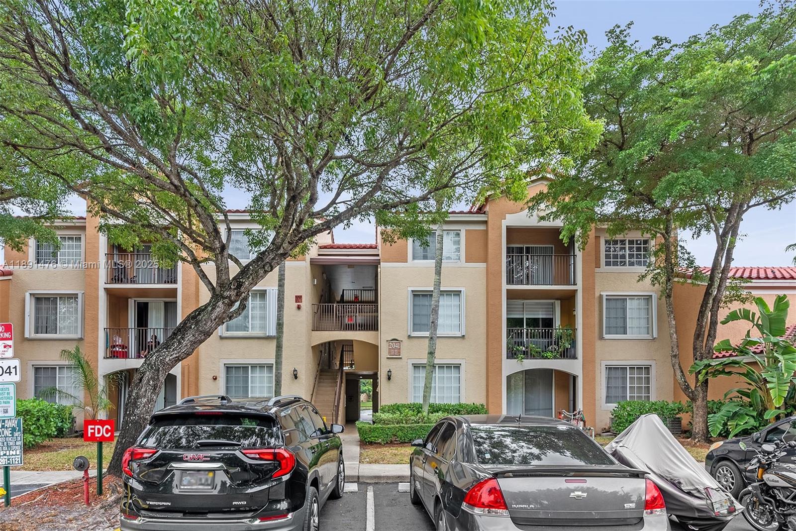 2041 Renaissance Blvd #105