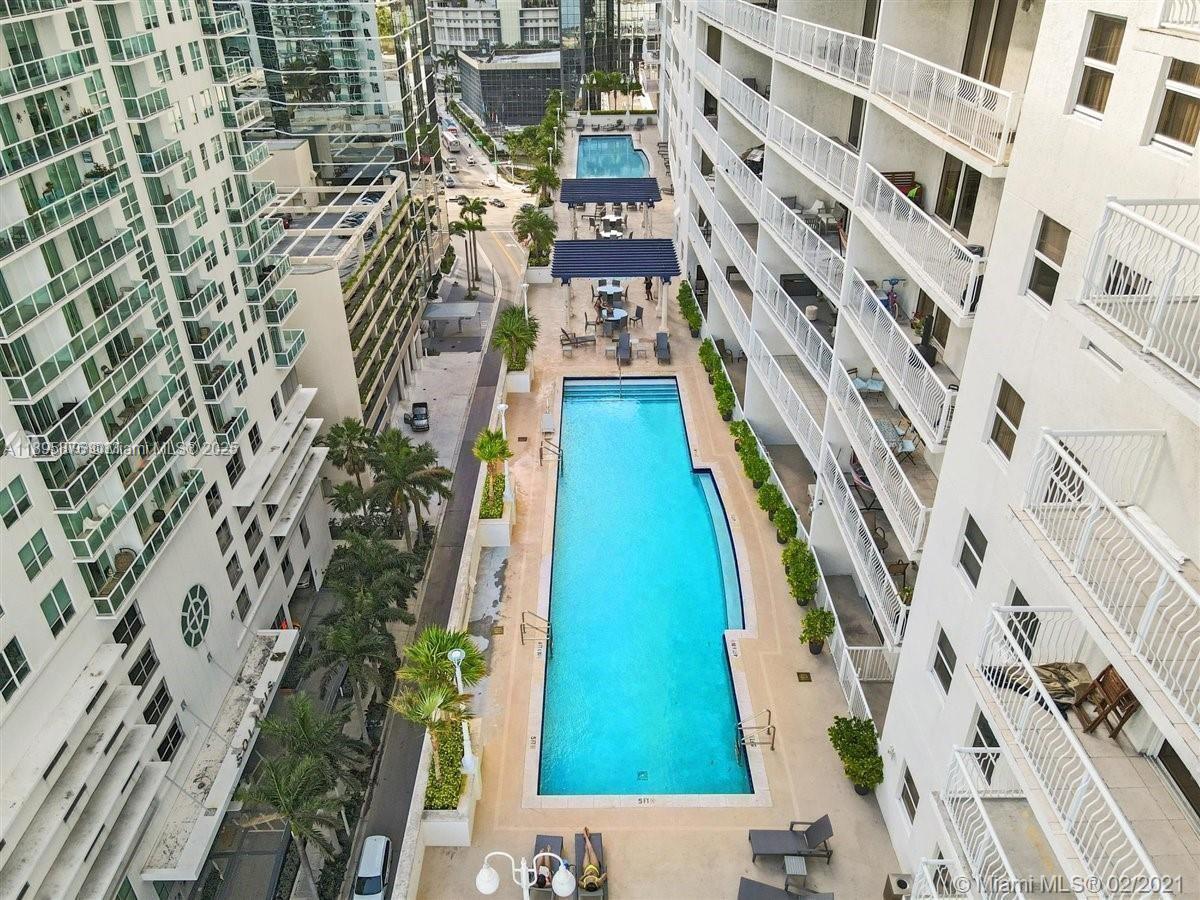 image The Club At Brickell Bay28