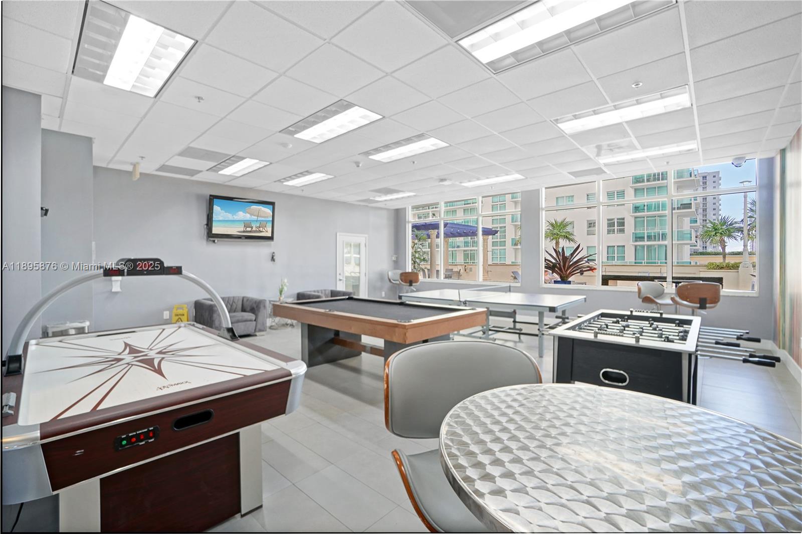 image The Club At Brickell Bay39