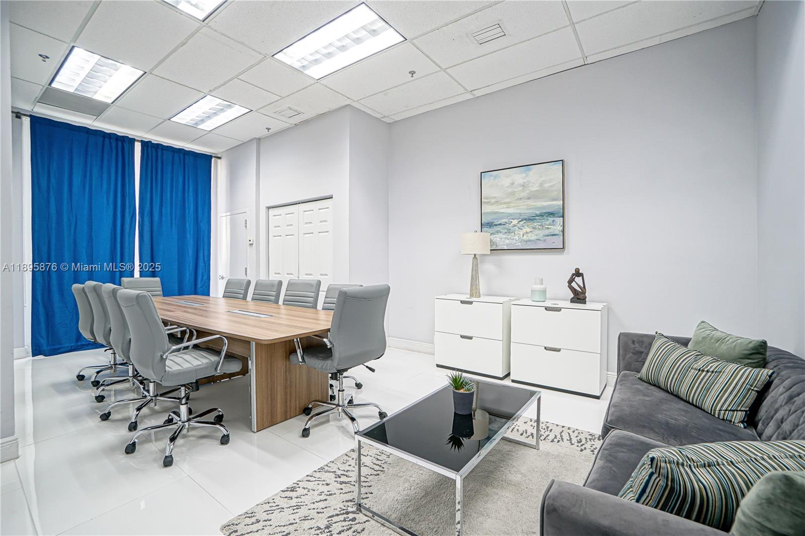 image The Club At Brickell Bay44