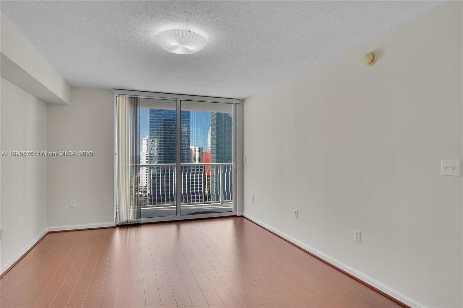 image The Club At Brickell Bay8