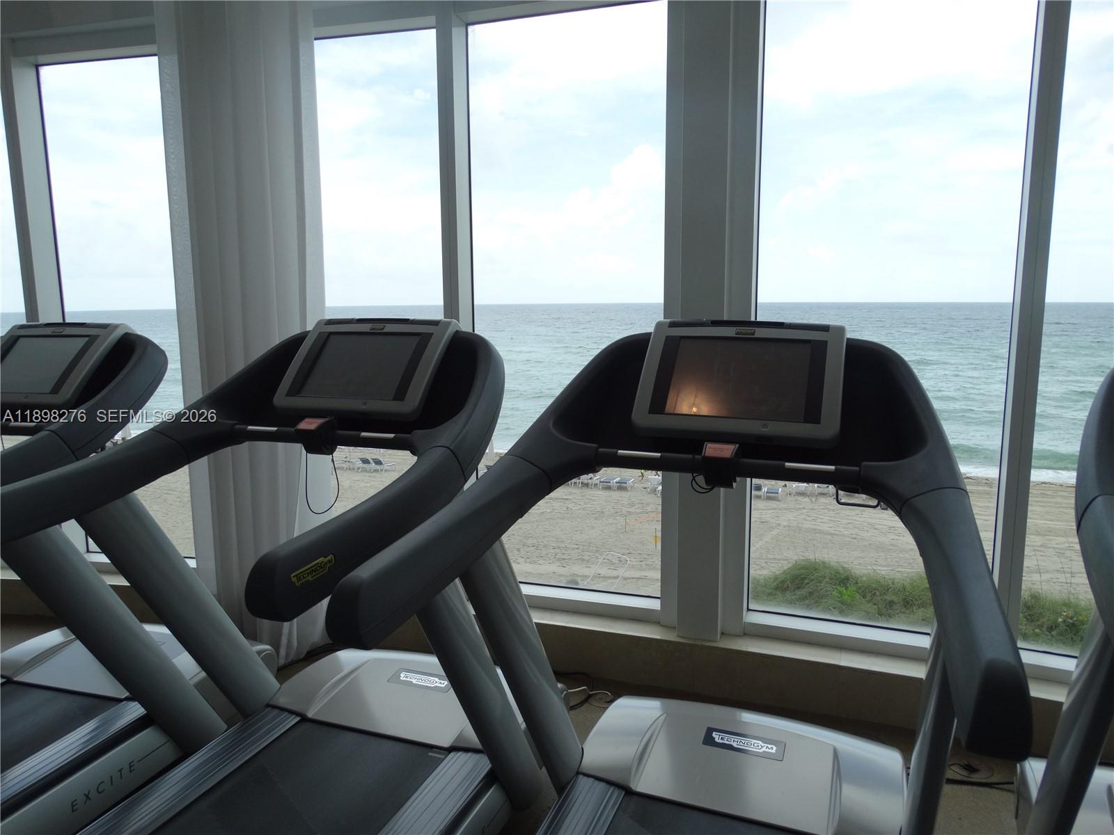 image Trump Tower II36