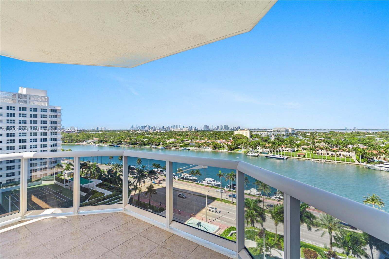 4779 Collins Ave #1205 Miami Beach, FL 33140