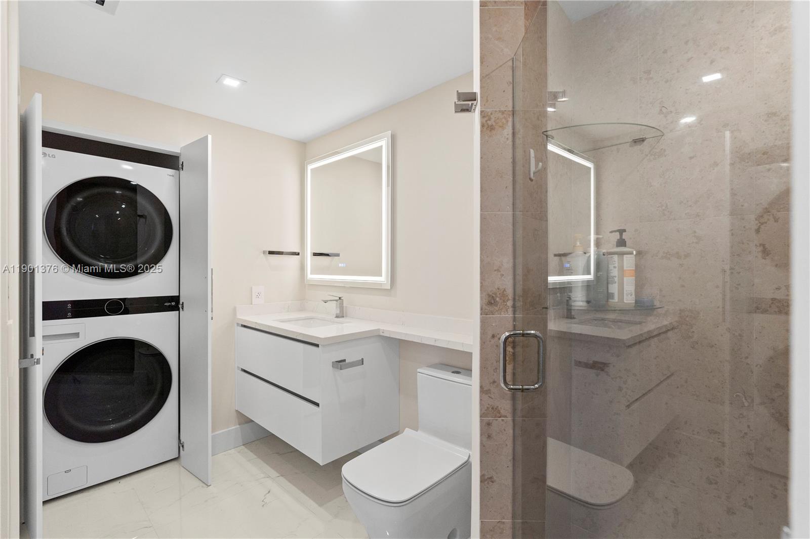 4779 Collins Ave #1205 Miami Beach, FL 33140