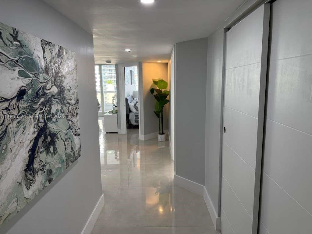 1717 N Bayshore Dr #A-1840 Miami, FL 33132