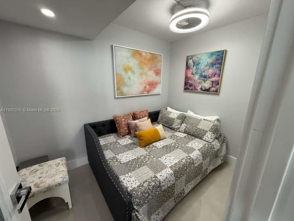 1717 N Bayshore Dr #A-1840 Miami, FL 33132