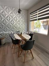 2624 NE 30th Pl #101B