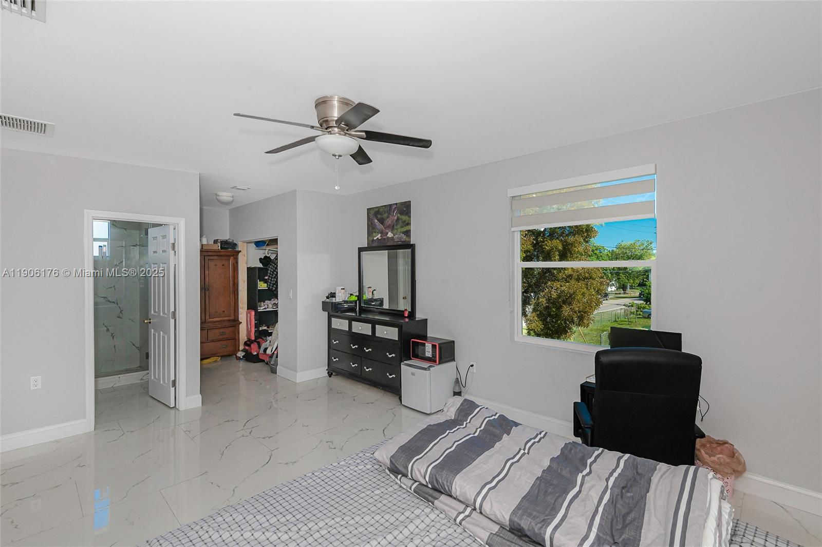 4028 NW 23rd Ct Miami, FL 33142